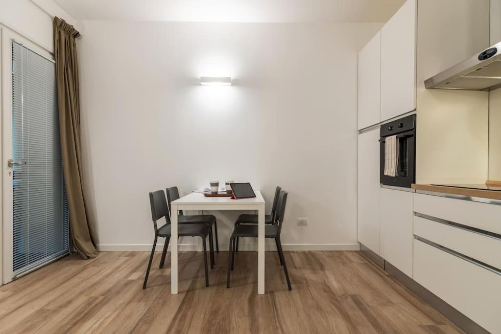 Mora Flexyrent A.C. - Colonne Daire Milano Dış mekan fotoğraf